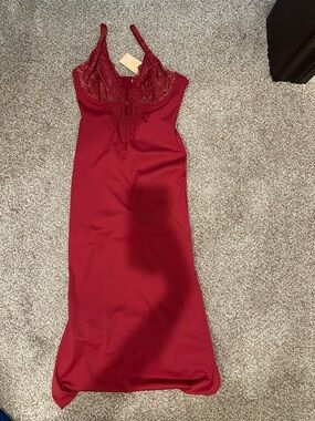 NWT POPILUSH RED LACE DRESS